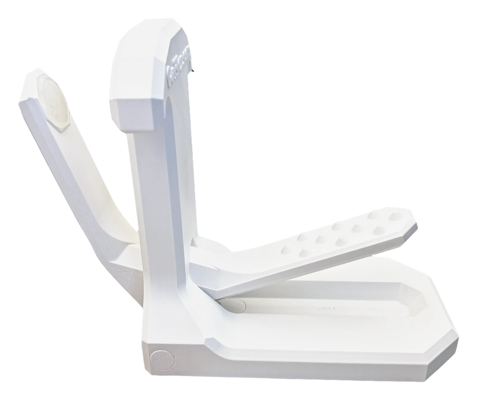 Cuffez in White, seen from the side with the arm swung open and the spiked pedal raised.